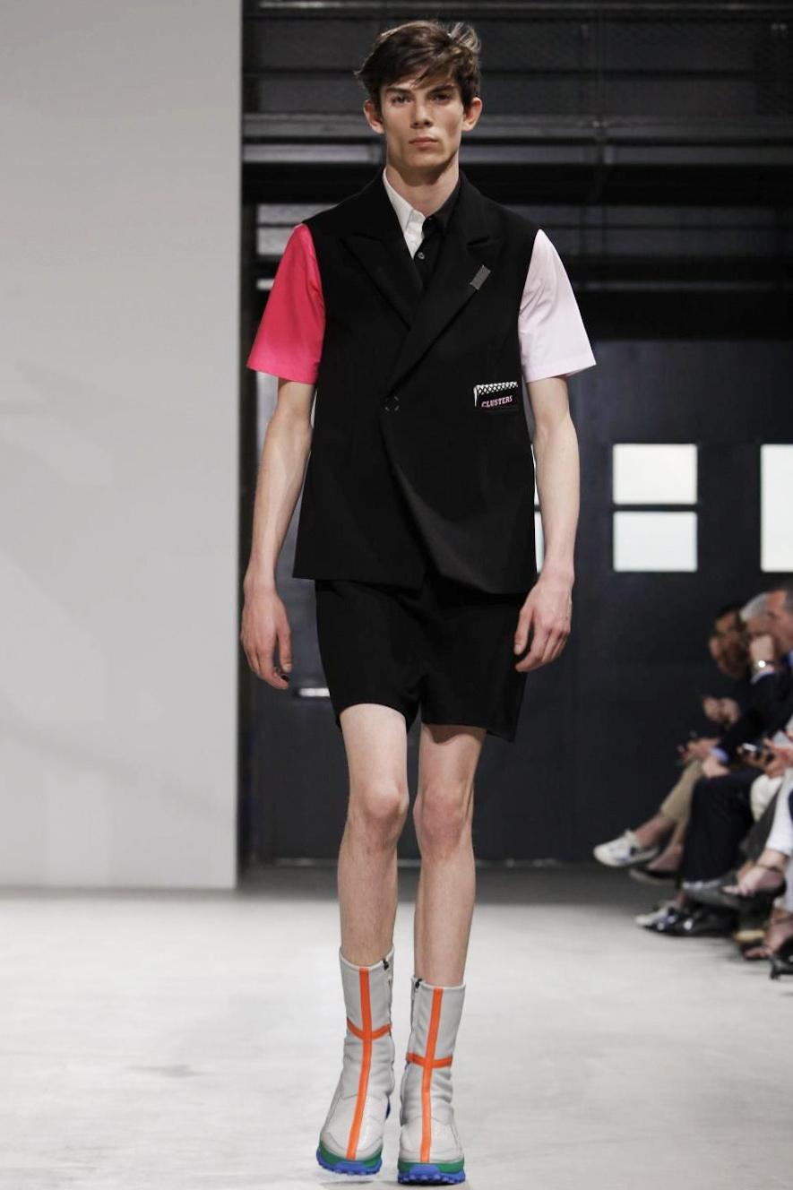 Look 3