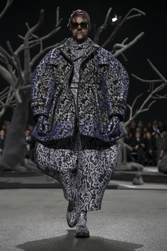 Look 1
