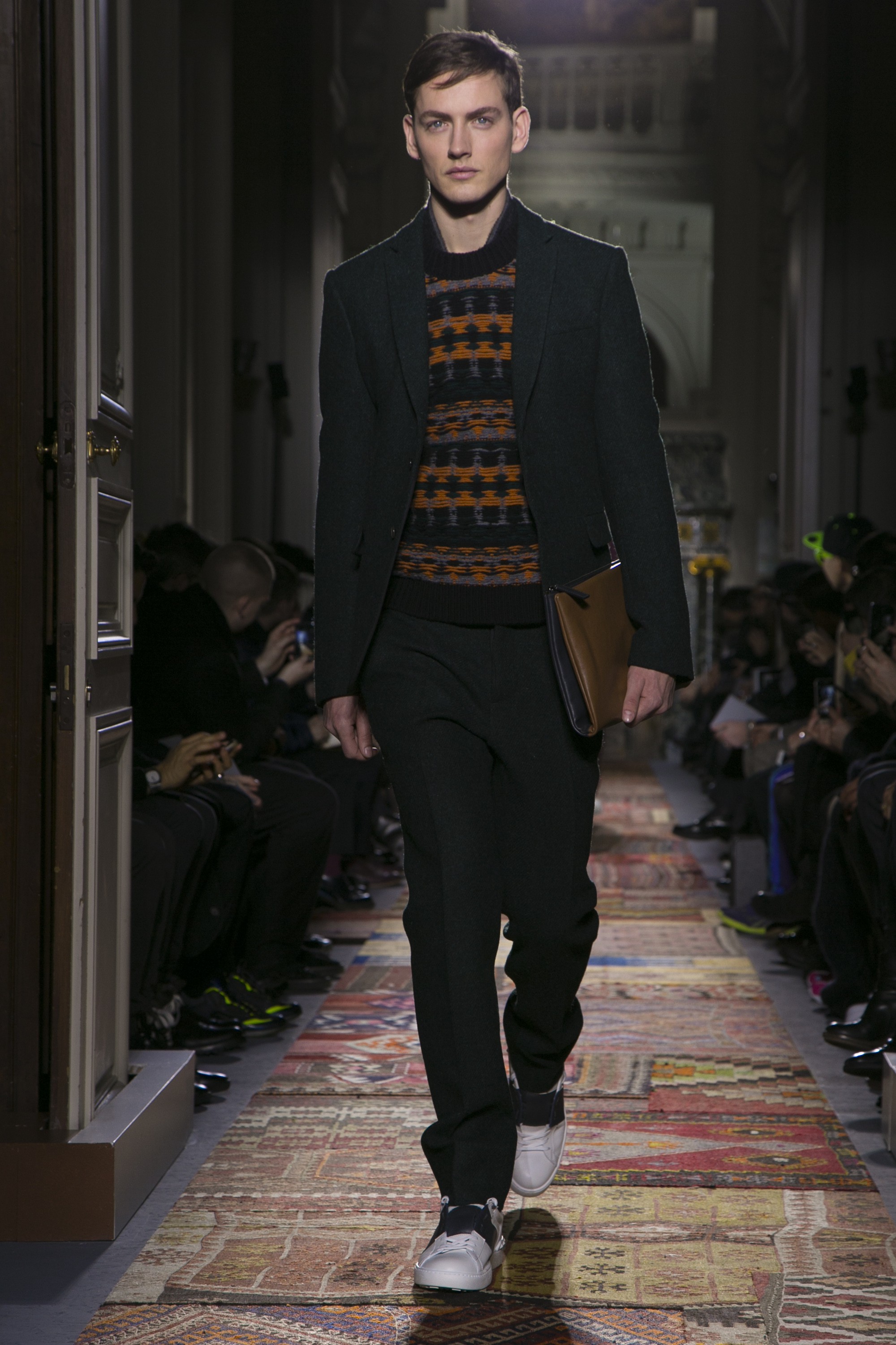 Look 14