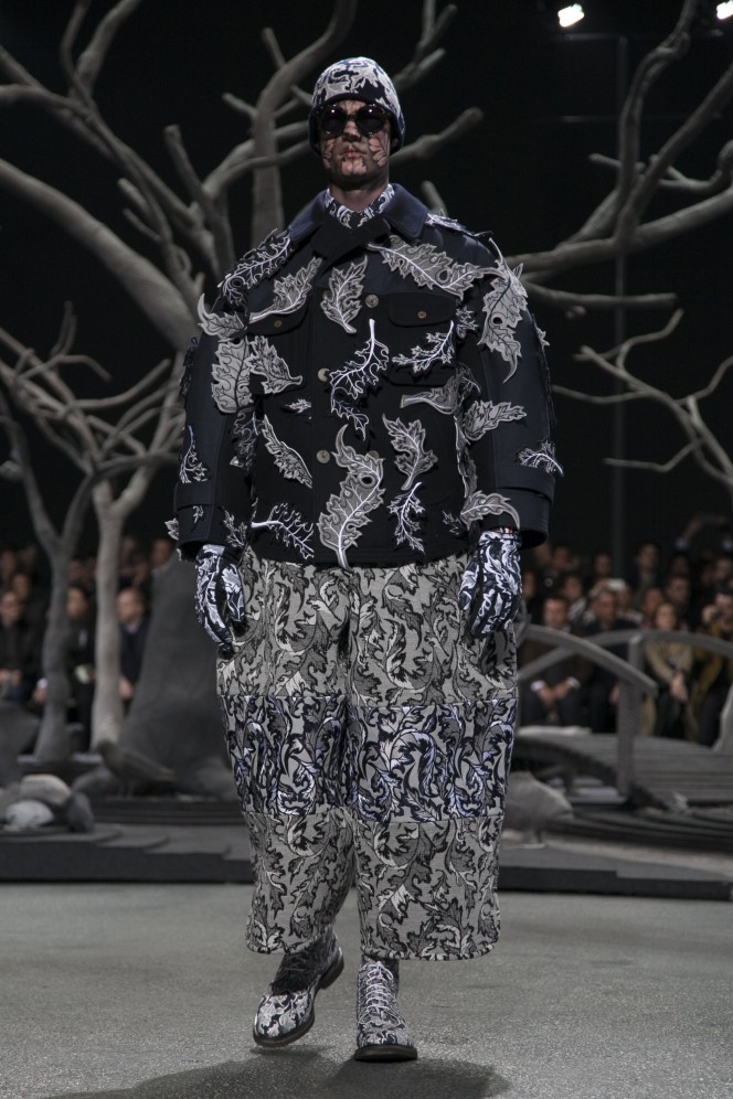 Look 18