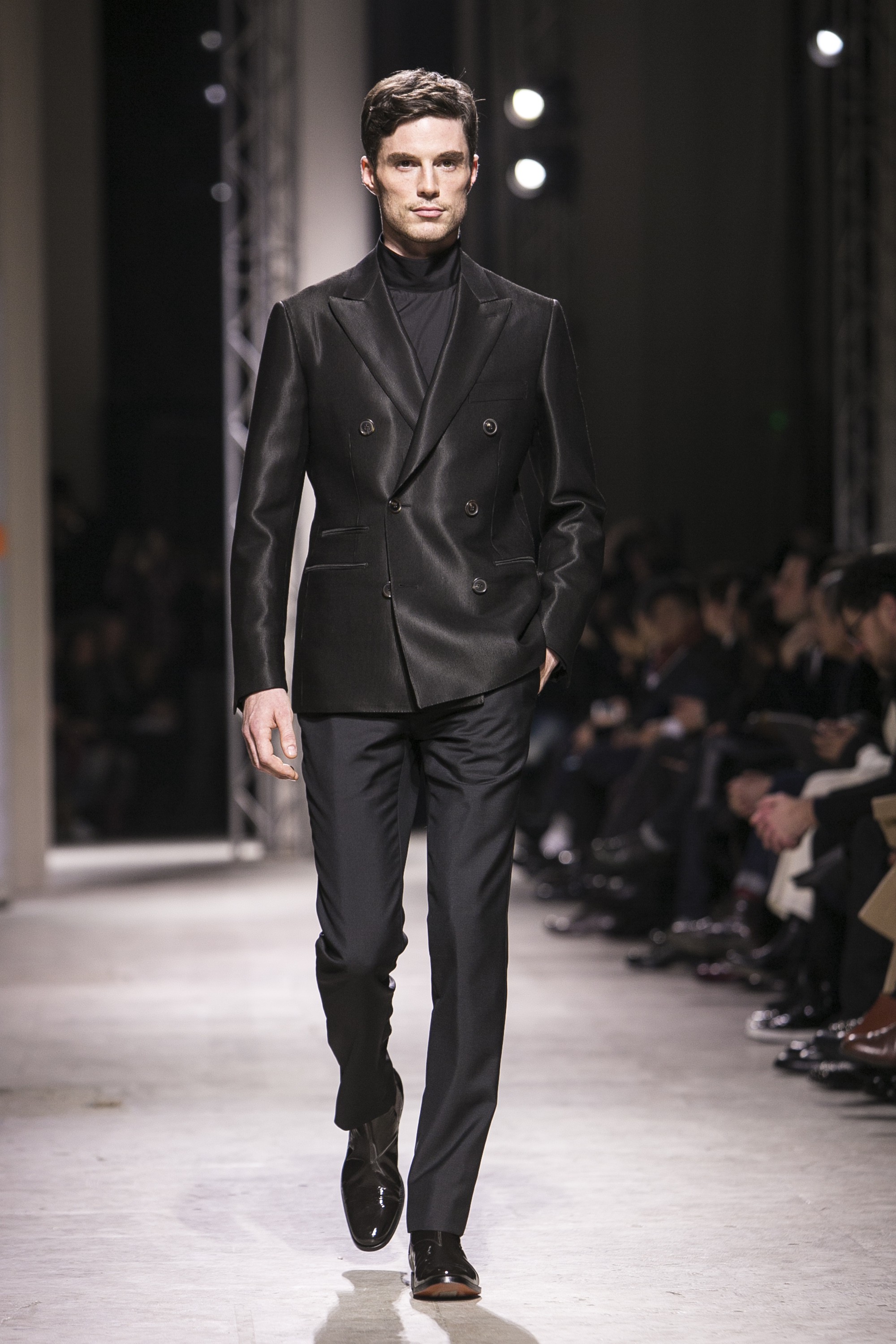 Look 2