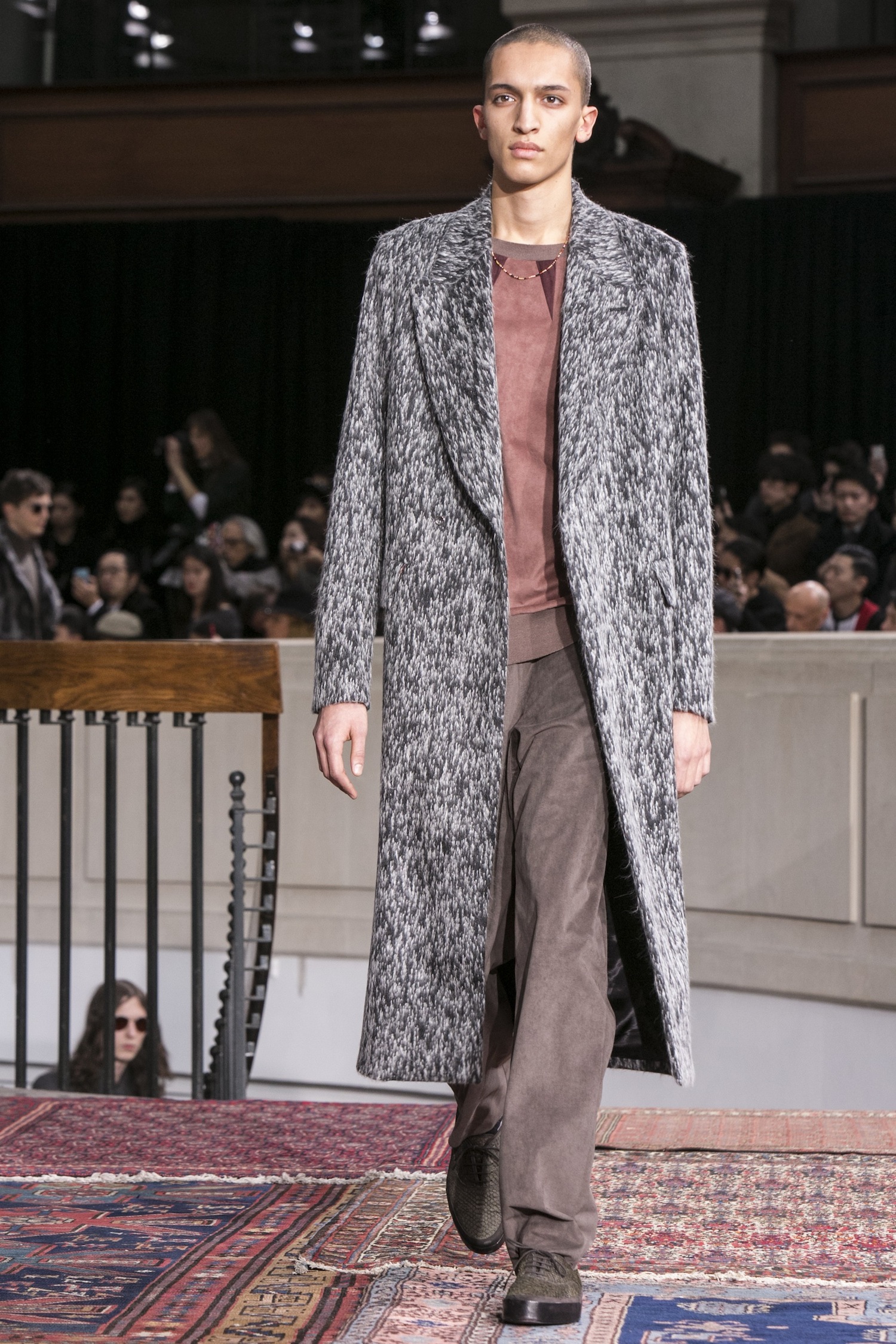 Look 30