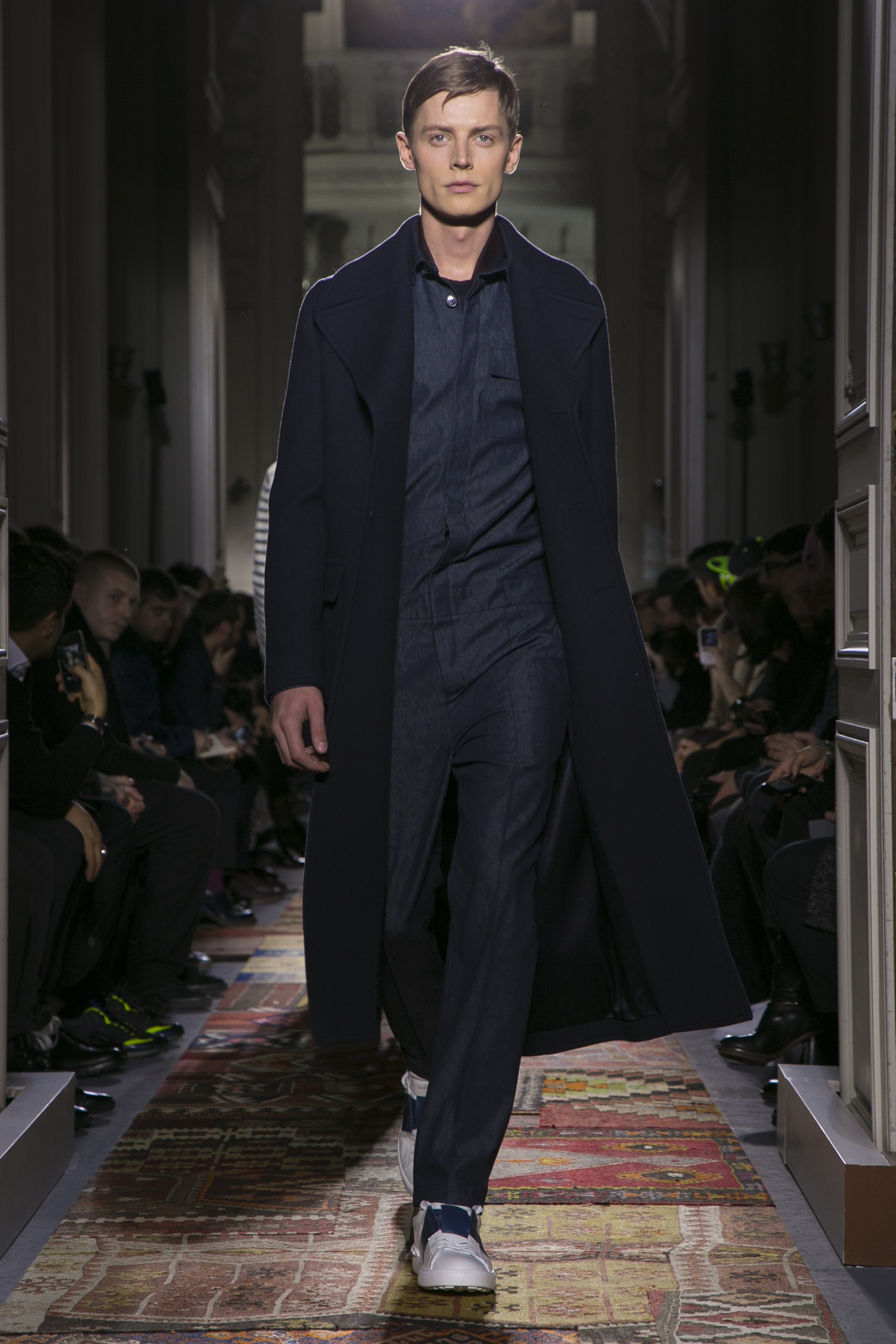 Look 30