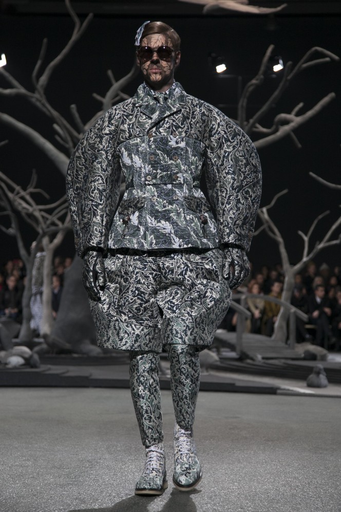 Look 8