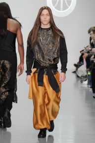 ASTRID ANDERSEN AW14 HERO MAGAZINE RUNWAY astrid_andersen_aw14_004ASTRID ANDERSEN AW14 HERO MAGAZINE RUNWAY astrid_andersen_aw14_004