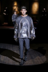 Look 1