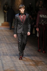 Look 25