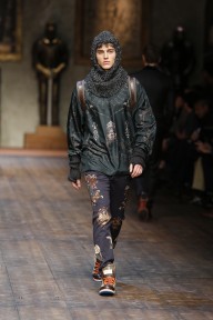 Look 28