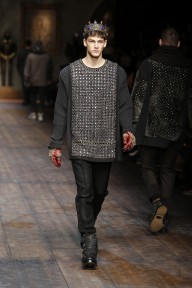 Look 37