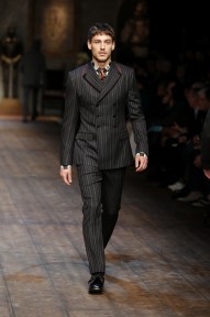 Look 49