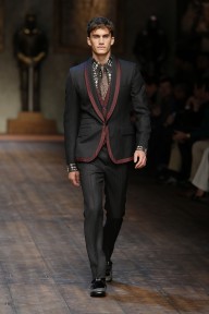 Look 70