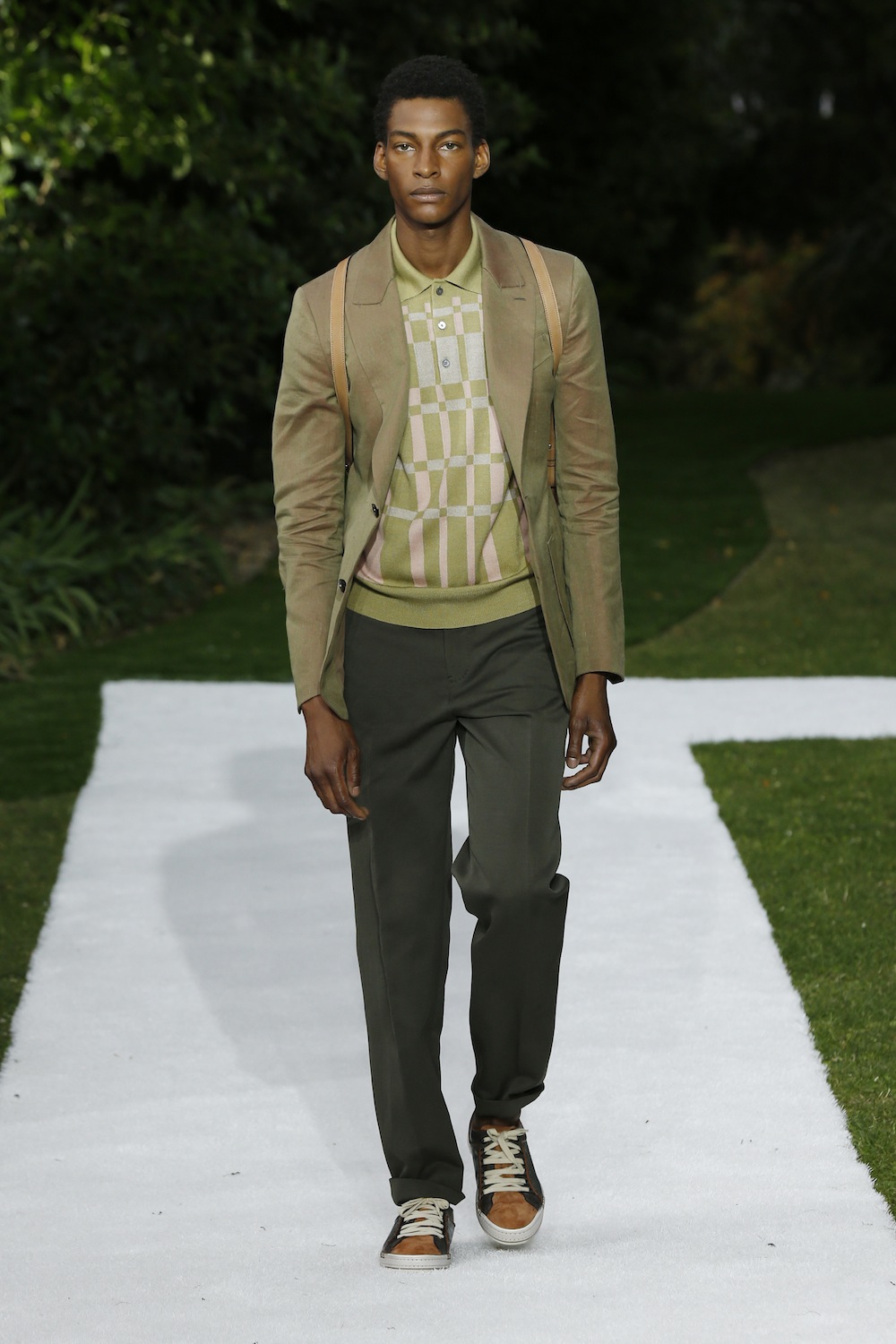 Look 13