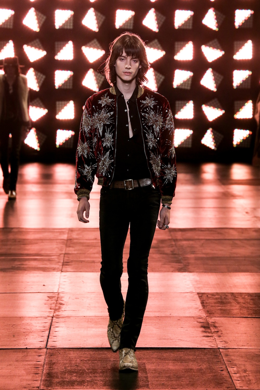 Look 3