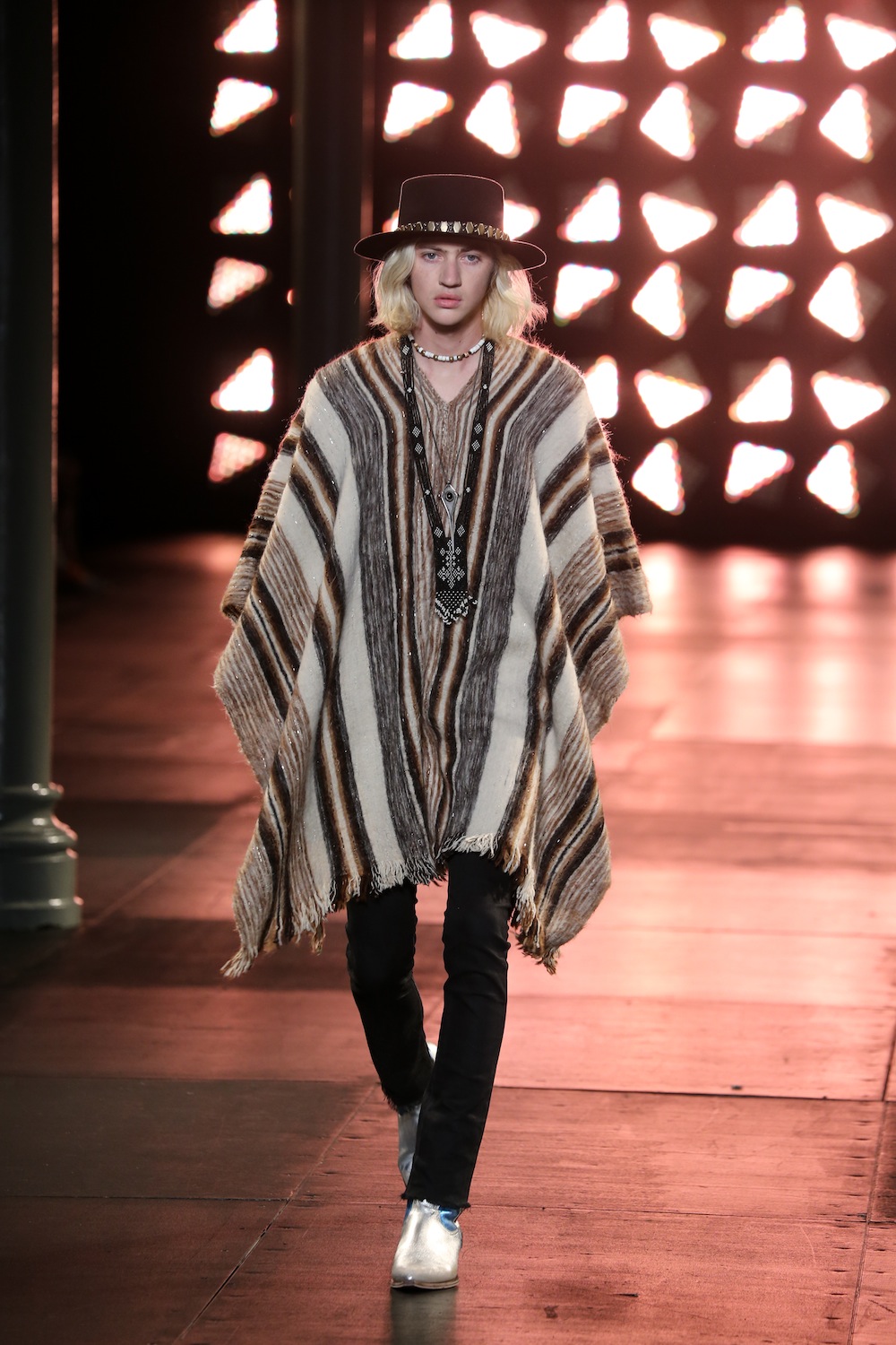 Look 6