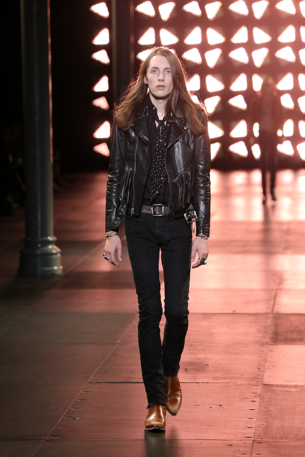 Look 13