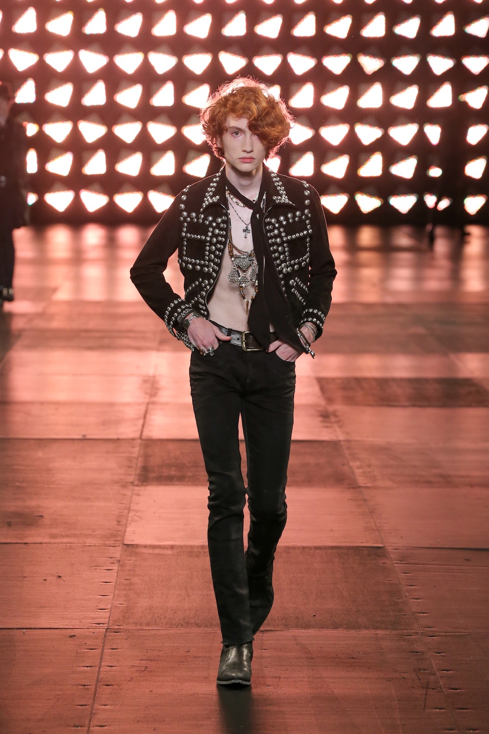 Look 29