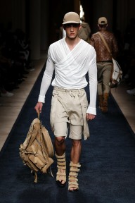 Look 13