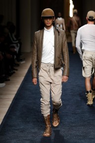 Look 14