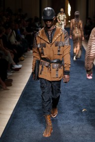 Look 27