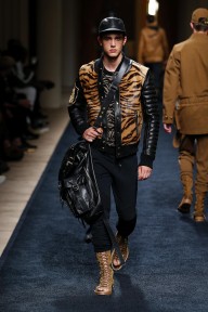 Look 44