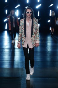 Look 7