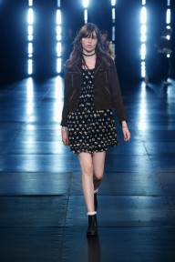 Look 15