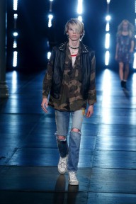 Look 29