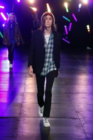 Look 60