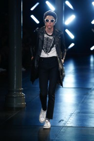 Look 70
