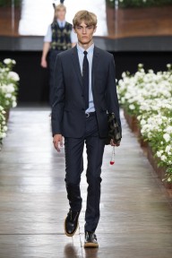 Look 3
