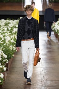 Look 18