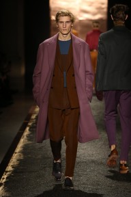 Look 16