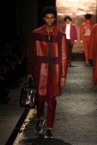 Look 25