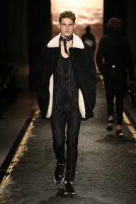 Look 35