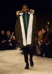 Look 10