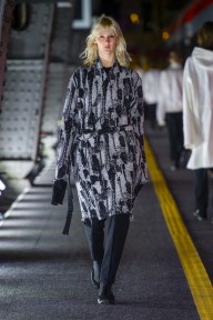 Look 12