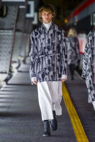 Look 14