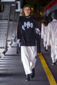 Look 17