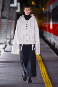 Look 8