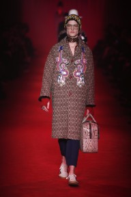 Look 12