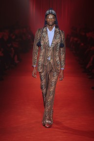 Look 28