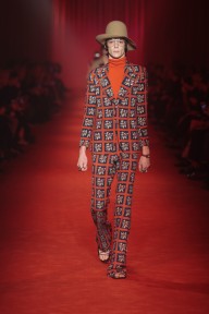 Look 9
