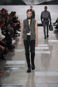 Look 11