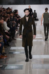 Look 15