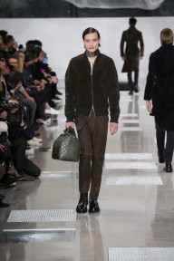 Look 17