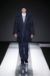 Look 10