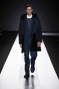 Look 12