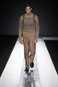 Look 15