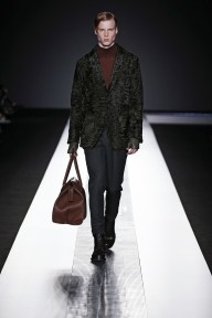 Look 18