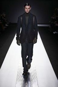 Look 25